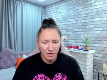 Mollynay  live sex cam
