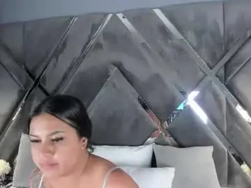 Mya_evans  live sex cam