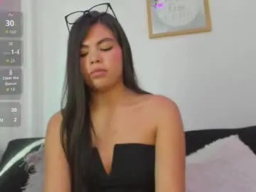 Pretty_johnson_  live sex cam