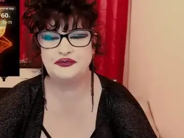 Queenofsin  live sex cam