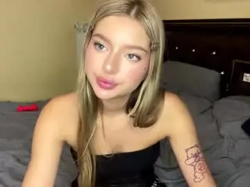 Robbinwinsett  live sex cam