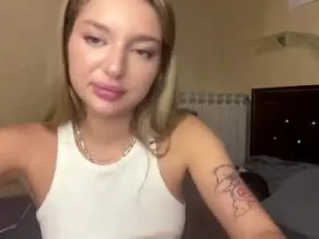 Robbinwinsett  live sex cam