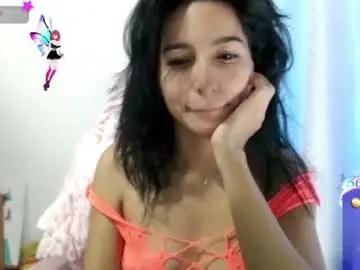 Rosalia_19x  live sex cam