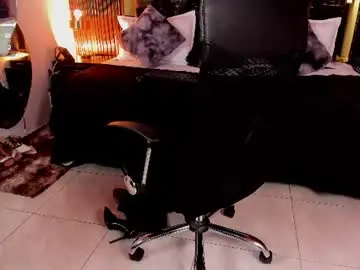 Sexy_hot_milf_  live sex cam
