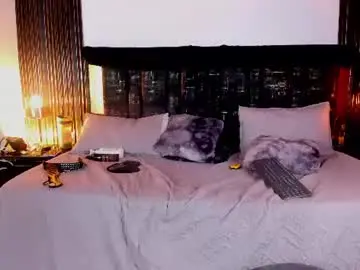 Sexy_hot_milf_  live sex cam