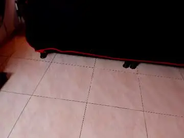 Sexy_hot_milf_  live sex cam