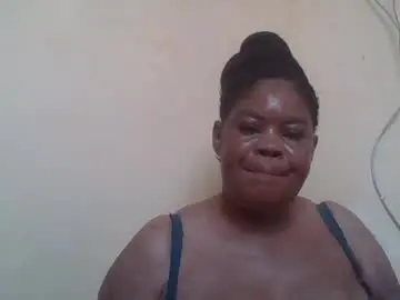Sexydove2  live sex cam