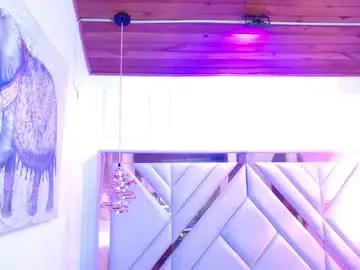Sharllote_  live sex cam