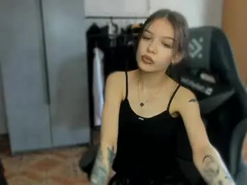 Sweetydeviliya  live sex cam