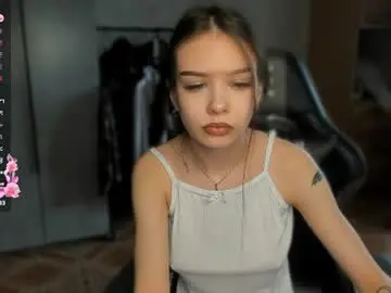 Sweetydeviliya  live sex cam