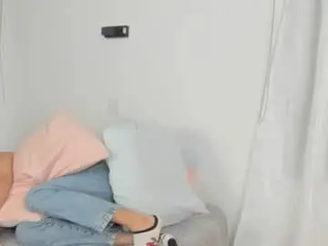 _charlotte_23  live sex cam