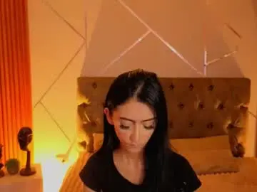 _coraliinee_  live sex cam