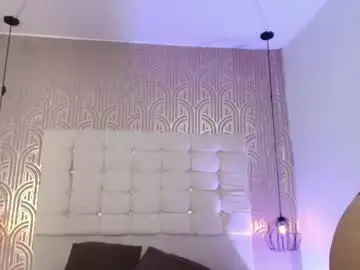 Ariana_cellfg  live sex cam