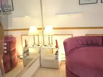 Connyjenner  live sex cam
