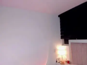 Daniela_henaoo  live sex cam