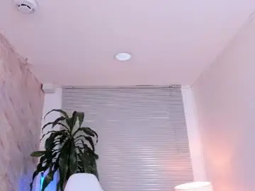 Dulcee_aleja  live sex cam