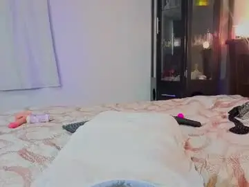Hannamonroy  live sex cam