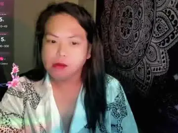 Hotasian_mama  live sex cam