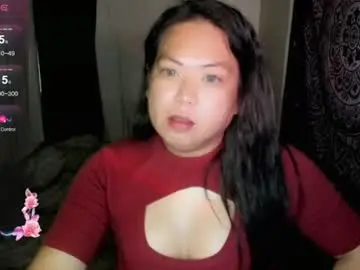 Hotasian_mama  live sex cam