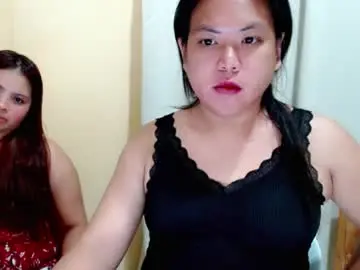 Hotasian_mama  live sex cam