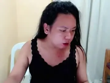 Hotasian_mama  live sex cam