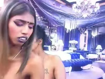 Indiansexyslender4u2luv  live sex cam