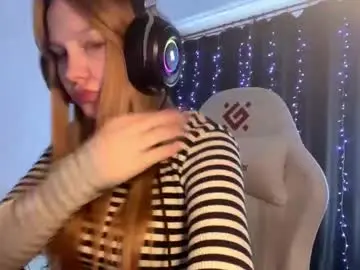 Kayceefroehner  live sex cam