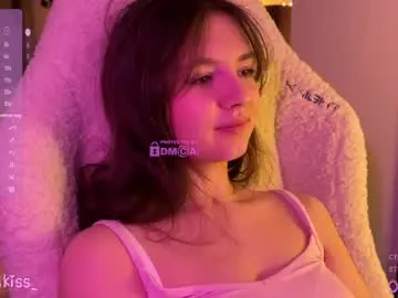 Kisankiss  live sex cam