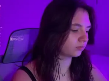 Kisankiss  live sex cam