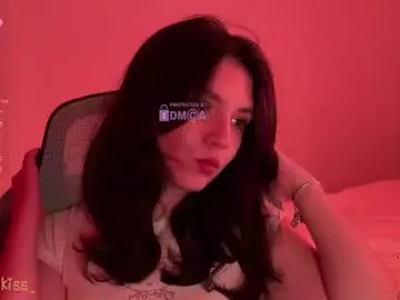 Kisankiss  live sex cam