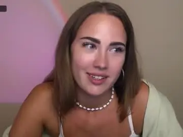 Luxie_queen  live sex cam