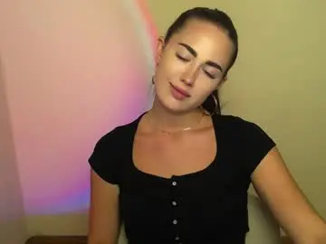 Luxie_queen  live sex cam