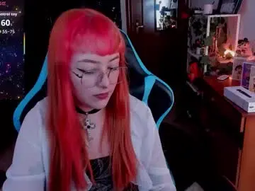 Makii_33  live sex cam