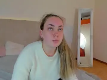 Melaniecutys  live sex cam