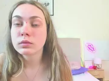 Melaniecutys  live sex cam