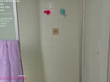 Obeythebrat  live sex cam