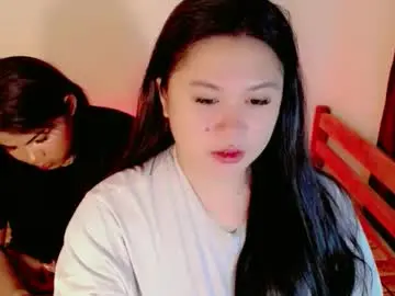 Sweet_slutty19  live sex cam