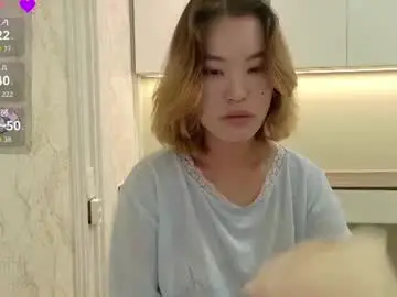 Alohabump  live sex cam