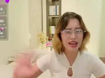Alohabump  live sex cam