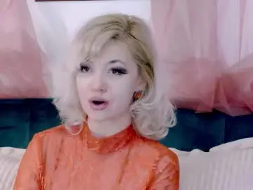 Classytinna  live sex cam