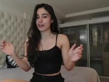 Elarahayes  live sex cam