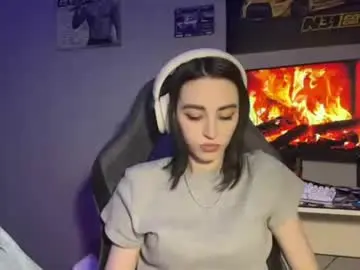 Elinorashfield  live sex cam