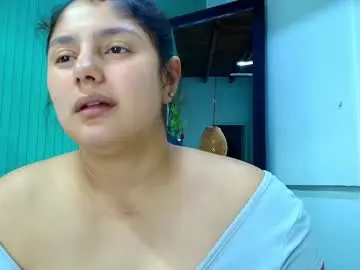 Geo_jonnes25  live sex cam