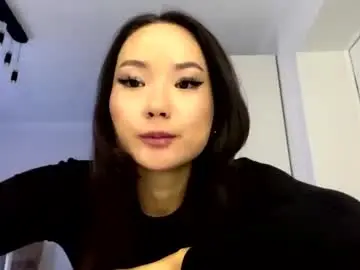 Mickielisbey  live sex cam