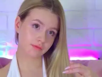 Milanabalmain  live sex cam