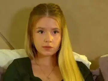 Milanabalmain  live sex cam
