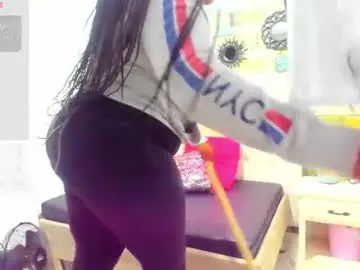 Skyler_naomi  live sex cam