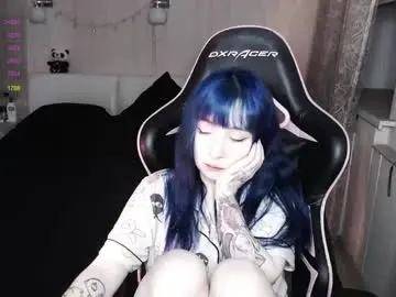 Akirahartyx  live sex cam