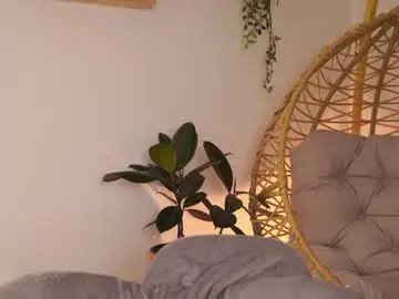 Artemia_  live sex cam