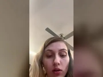 Babyypiscess  live sex cam